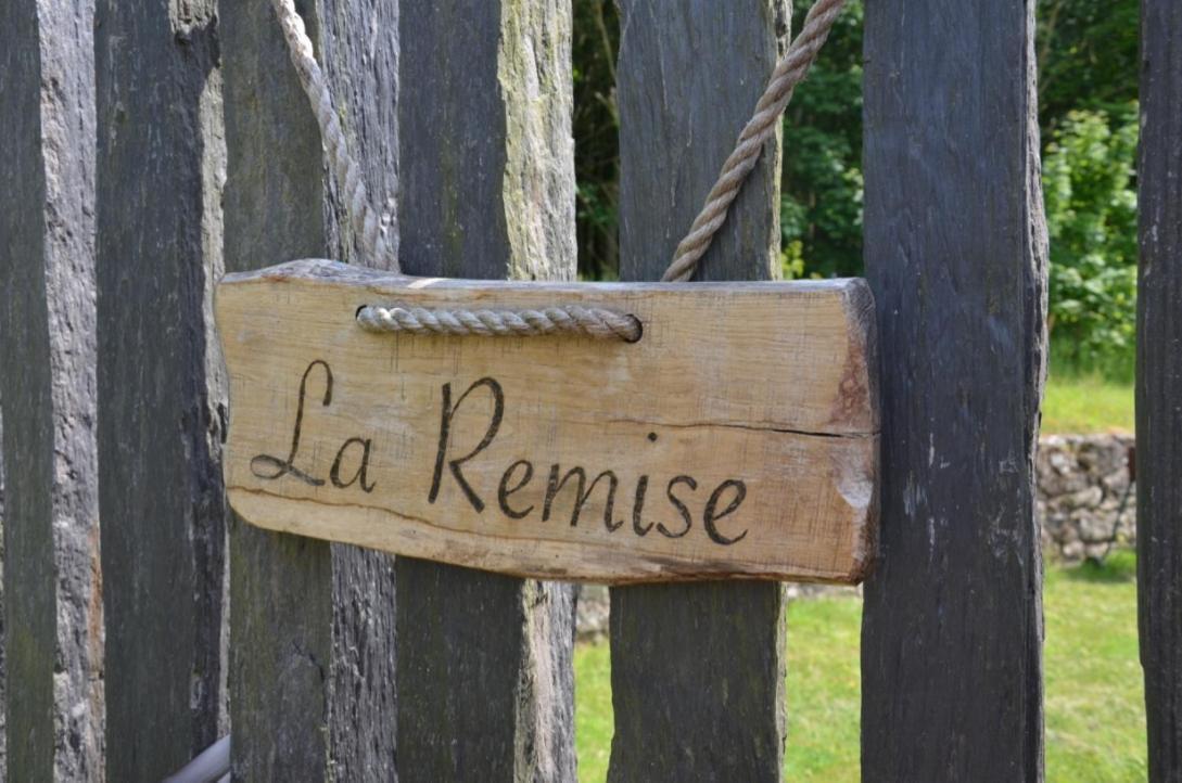 Villa La Remise 4 étoiles Saint-Hilaire-de-Mortagne Esterno foto
